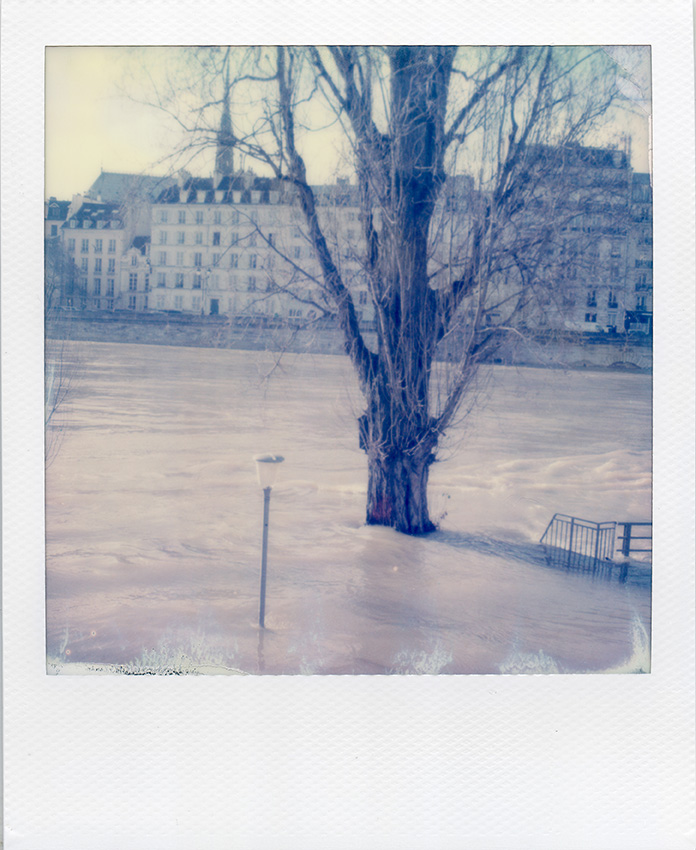 HL_VMERLE_Polaroid_Paris-02