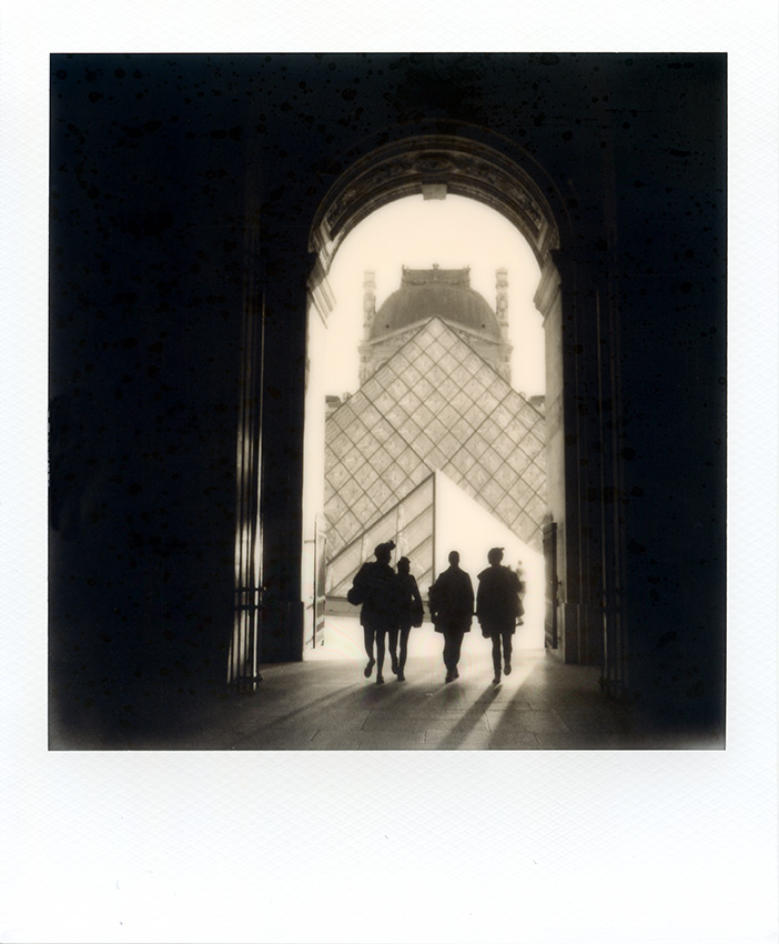 HL_VMERLE_Polaroid_Paris-22