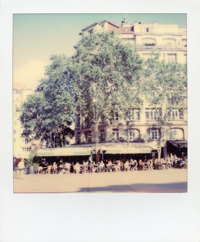 HL_VMERLE_Polaroid_Paris-34